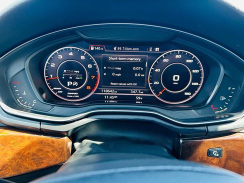 Used 2017 Audi A4 2.0T allroad Prestige w/ Prestige Package AWD/4WD image 19