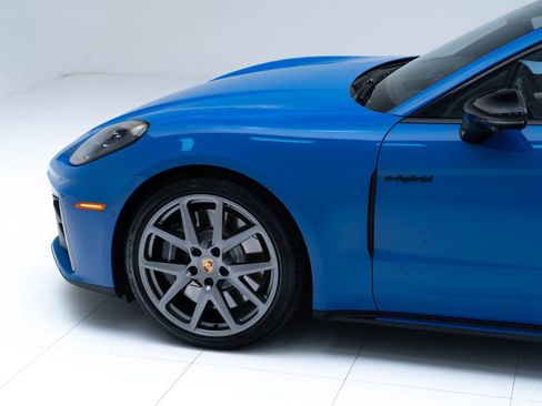 Used 2025 Porsche Panamera 4S image 11