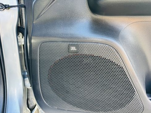 Used 2022 Toyota Tacoma TRD Sport image 14