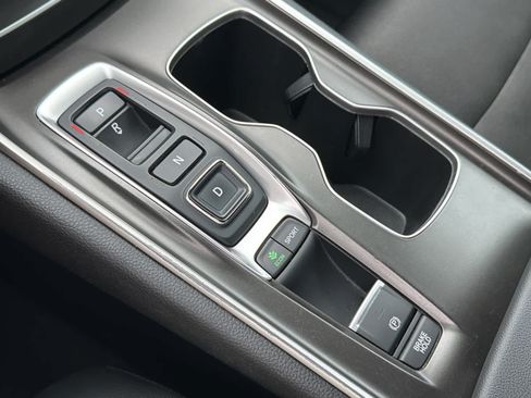 Used 2022 Honda Accord Sport image 16