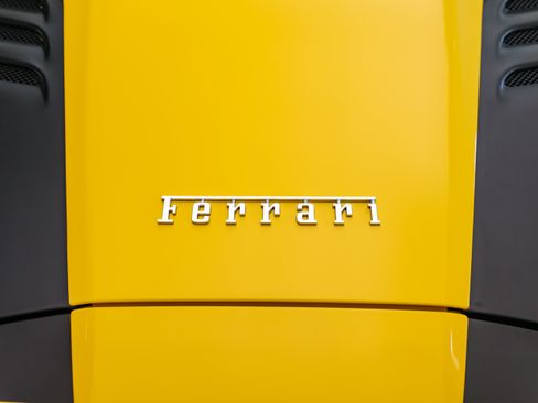 Used 2023 Ferrari F8 Tributo RWD image 24
