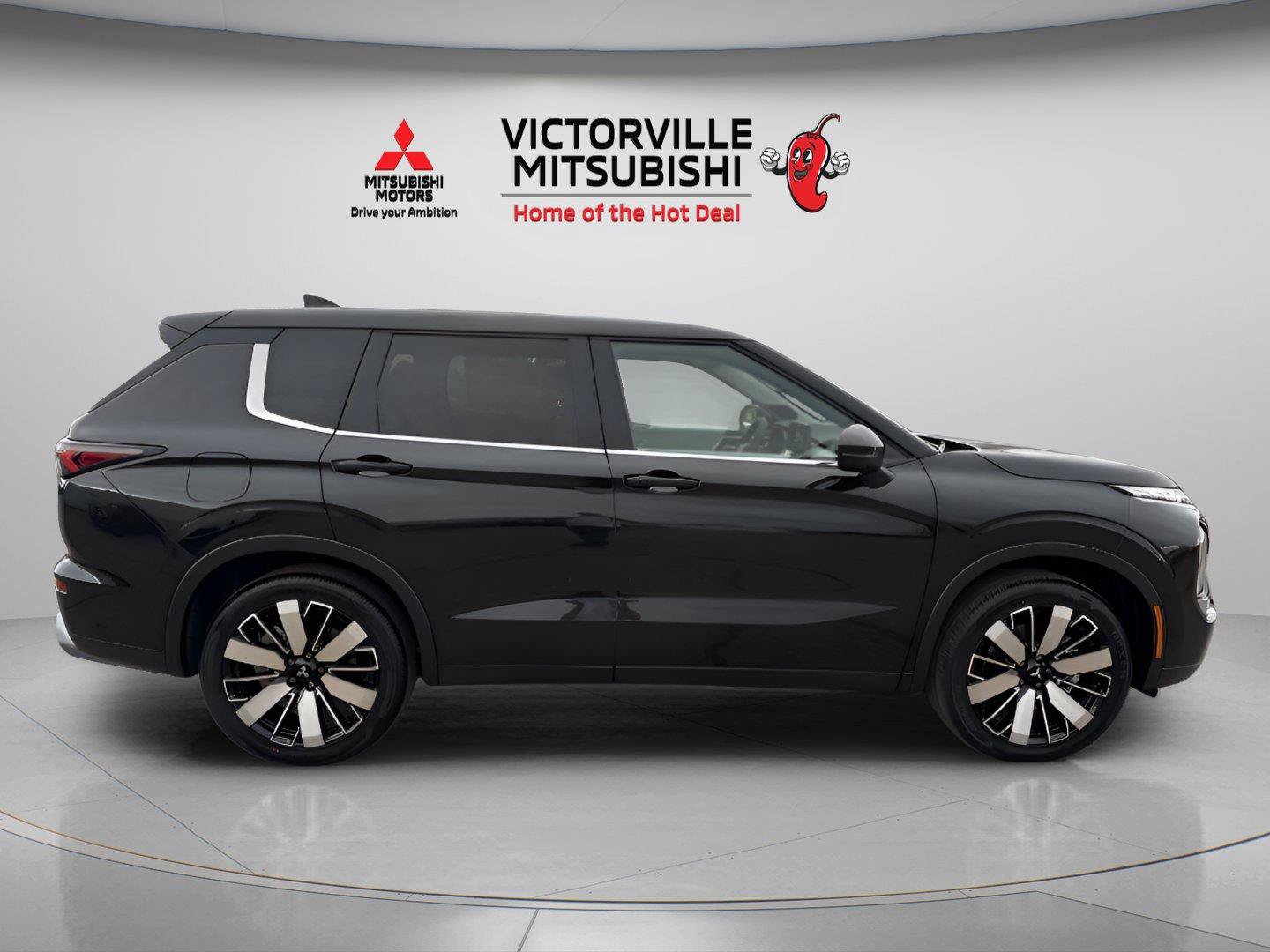 Used 2025 Mitsubishi Outlander SE AWD/4WD image 9