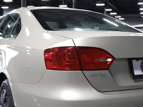 Used 2014 Volkswagen Jetta S FWD image 28