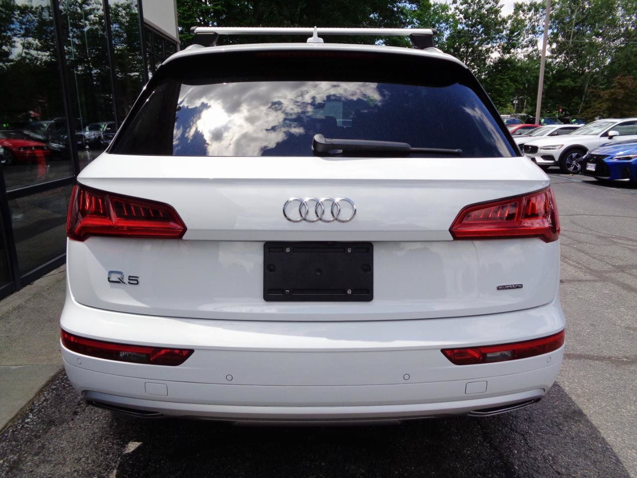 Used 2019 Audi Q5 2.0T Premium Plus w/ Premium Plus Package AWD/4WD image 6