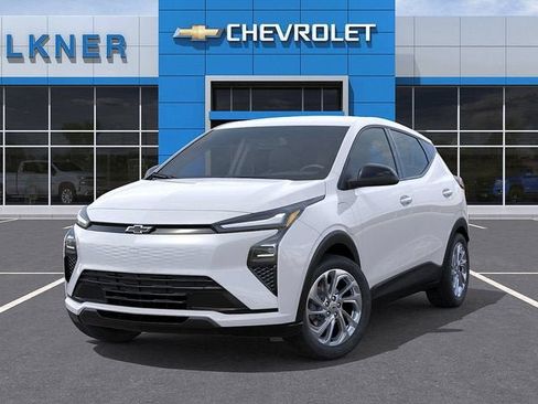 New 2027 Chevrolet Bolt LT w/ Comfort Package FWD image 6