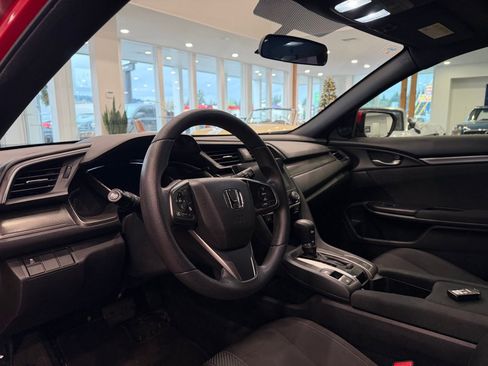 Used 2017 Honda Civic EX image 5