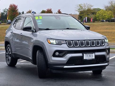 Used 2022 Jeep Compass Limited w/ Sun and Sound Group image 3