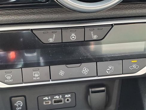 Certified 2024 Nissan Sentra SR w/ SR Premium Package image 32