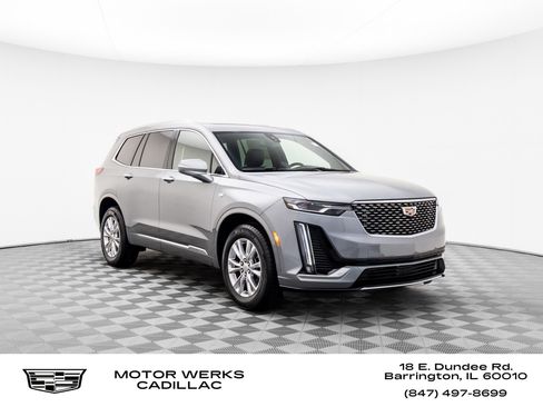 New 2025 Cadillac XT6 Luxury image 1