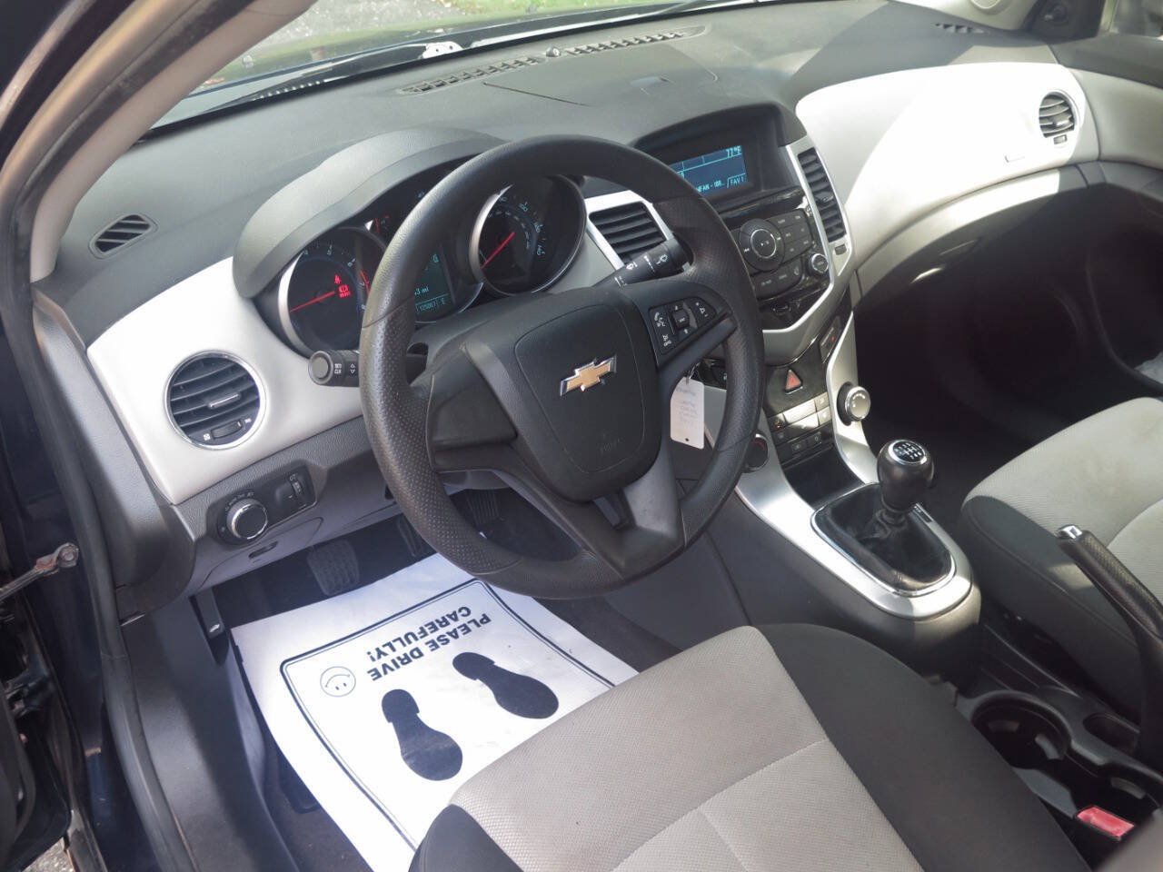Used 2011 Chevrolet Cruze LS w/ Connectivity Package FWD image 9
