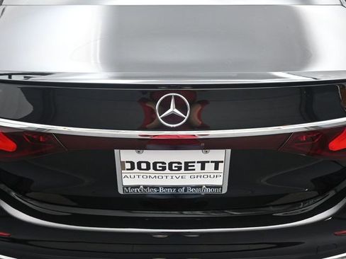 New 2026 Mercedes-Benz E 350 4MATIC Sedan image 24