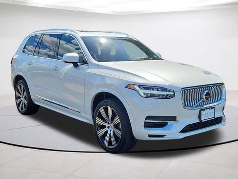 Certified 2024 Volvo XC90 T8 Ultimate AWD/4WD image 1