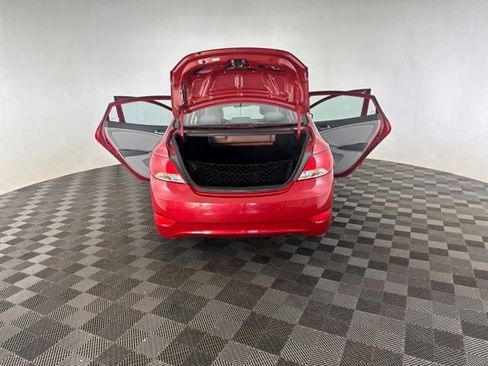 Used 2015 Hyundai Accent GLS FWD image 17