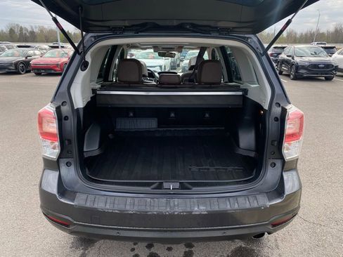 Used 2018 Subaru Forester 2.5i Touring AWD/4WD image 30