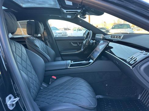 Used 2025 Mercedes-Benz S 500 4MATIC image 19