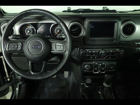 Used 2021 Jeep Wrangler Unlimited Willys image 14