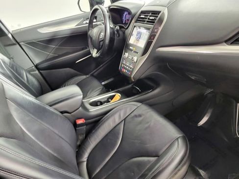 Used 2019 Lincoln MKC Reserve w/ MKC Climate Package image 19