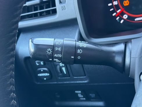 Used 2010 Toyota 4Runner Limited image 32