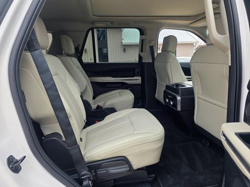 Used 2019 Ford Expedition Platinum image 26