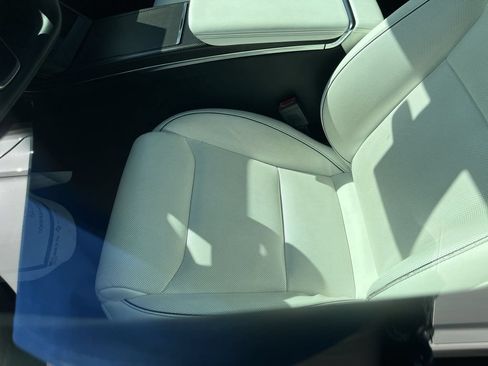 Used 2021 Tesla Model S Plaid AWD/4WD image 12