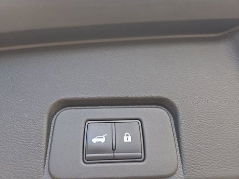 Used 2023 Nissan Rogue SV w/ SV Premium B Package AWD/4WD image 41
