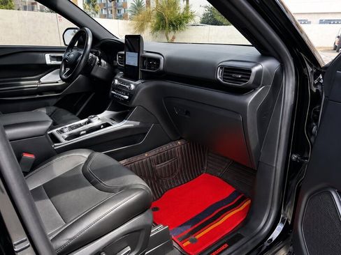 Used 2020 Ford Explorer ST w/ Premium Technology Package AWD/4WD image 19
