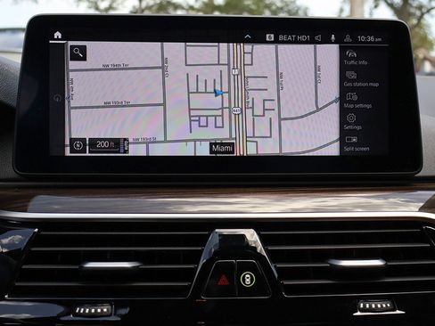 Used 2023 BMW 530e w/ Premium Package image 55