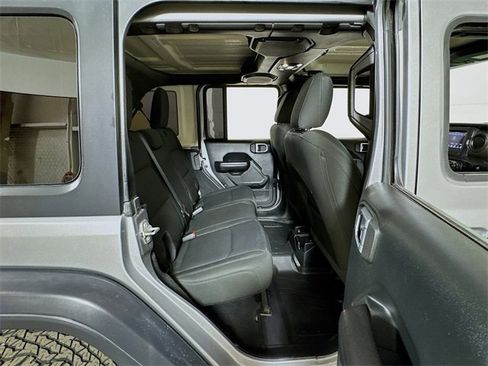 Used 2020 Jeep Wrangler Unlimited Sport S image 23
