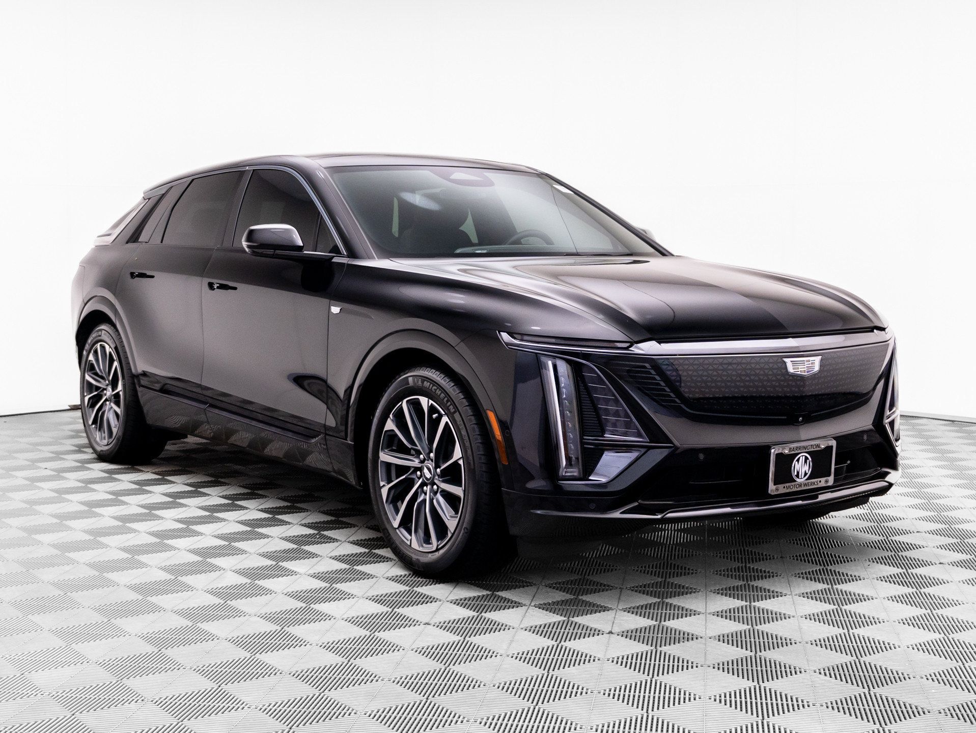 Used 2024 Cadillac Lyriq Sport w/ LPO, Floor Liner Package AWD/4WD image 9