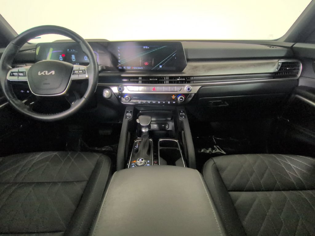Used 2025 Kia Telluride AWD image 21