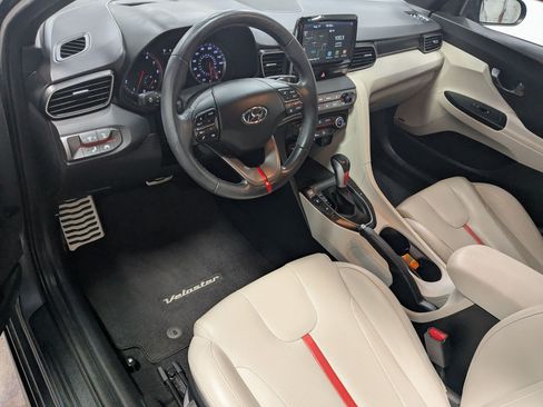 Used 2020 Hyundai Veloster Turbo Ultimate FWD image 12