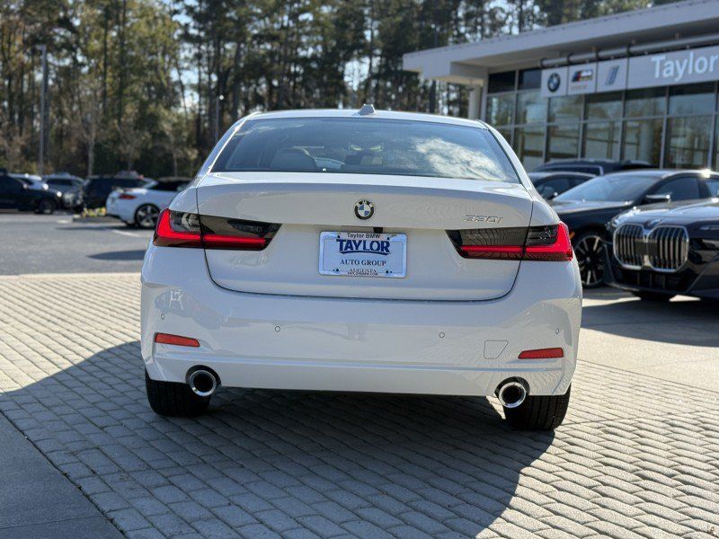 New 2026 BMW 330i Sedan w/ Convenience Package RWD image 5