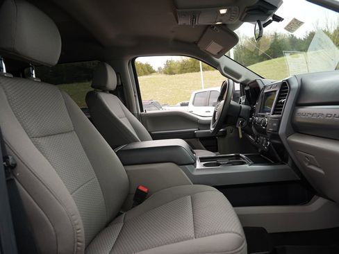 Used 2022 Ford F350 XLT w/ XLT Premium Package AWD/4WD image 30