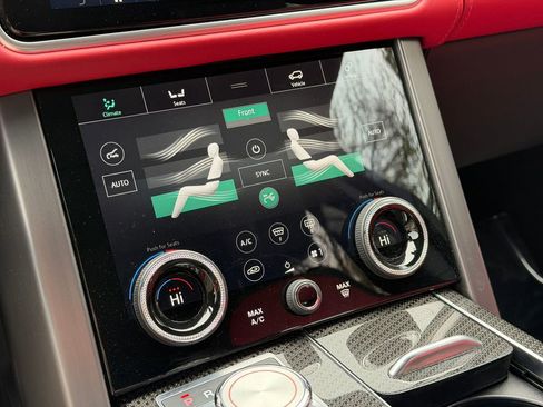 Used 2021 Land Rover Range Rover SV Autobiography Dynamic image 21