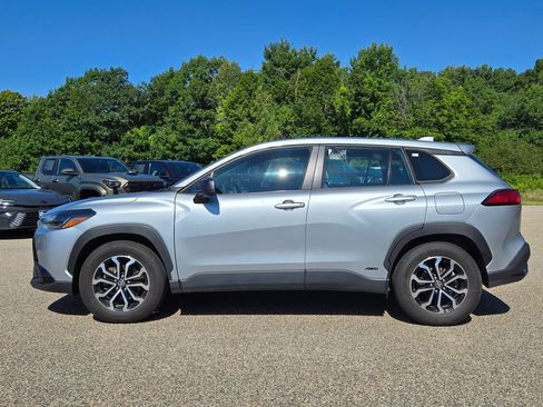 Used 2024 Toyota Corolla Cross AWD Hybrid image 2