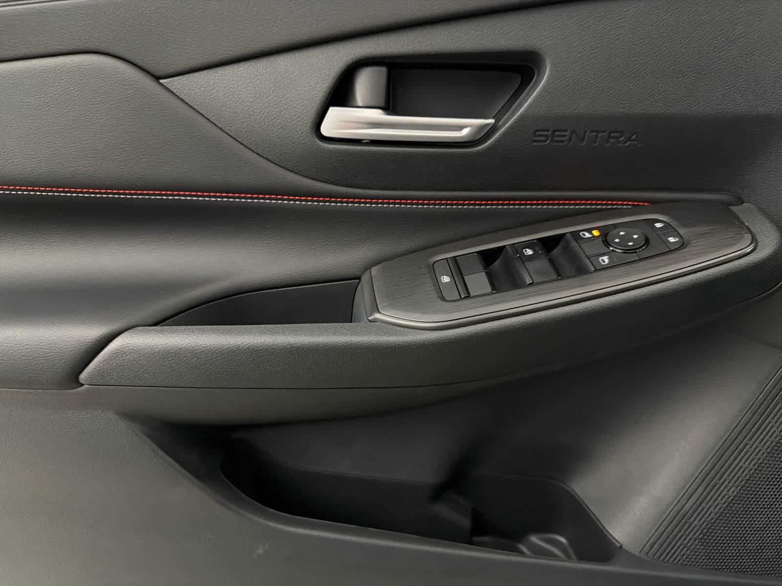 New 2027 Nissan Sentra SR w/ Floor Mat Package FWD image 22