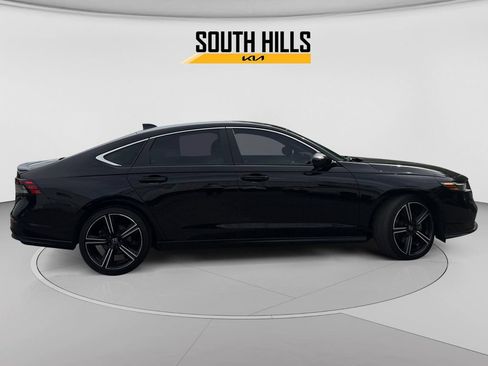 Used 2023 Honda Accord Sport image 6