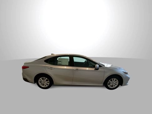 New 2026 Toyota Camry LE image 9