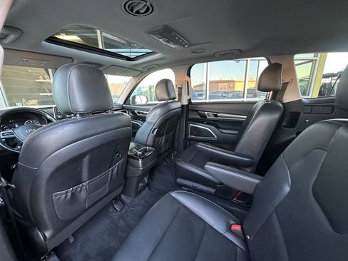 Used 2021 Kia Telluride S image 30