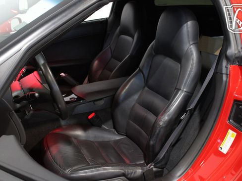 Used 2008 Chevrolet Corvette Coupe image 32