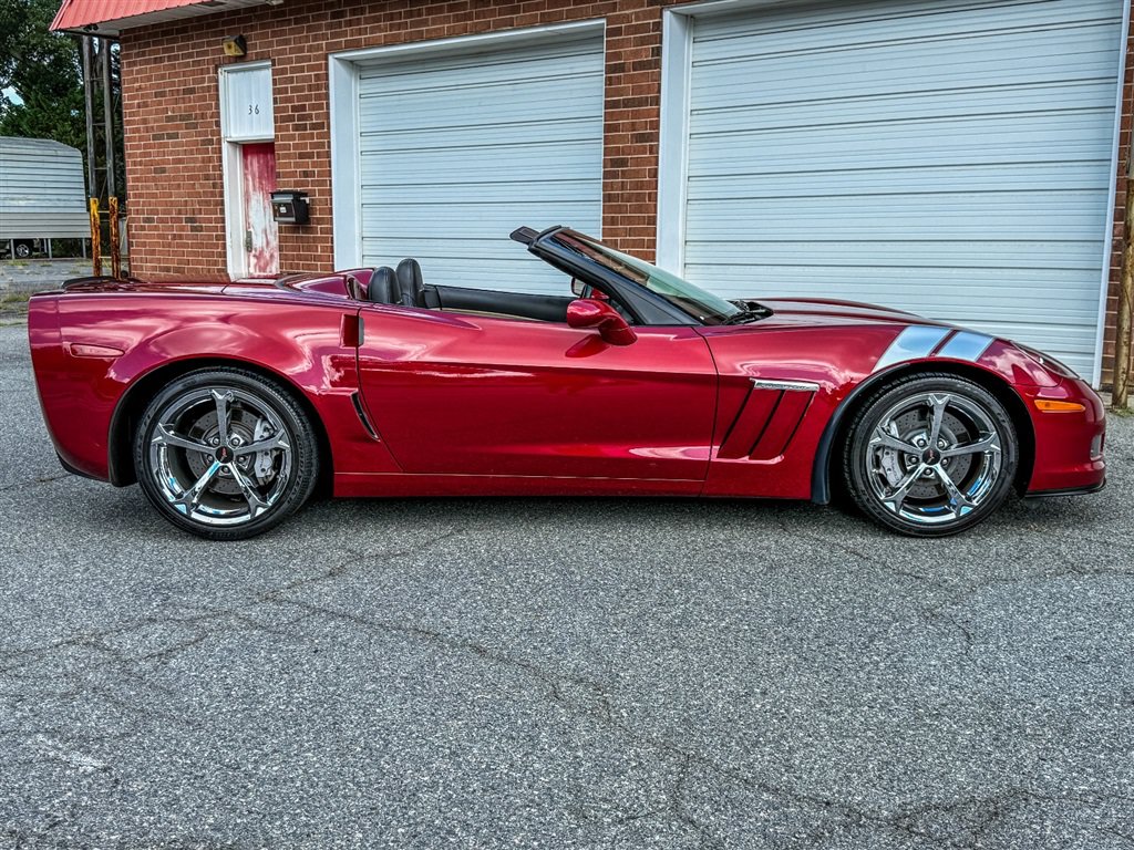 Used 2010 Chevrolet Corvette Grand Sport w/ Preferred Equipment Group RWD image 40