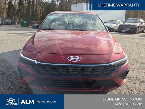 New 2026 Hyundai Elantra Sport FWD image 11
