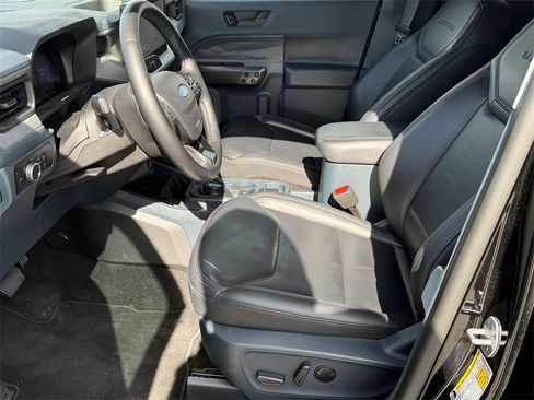 Used 2025 Ford Maverick Lariat w/ Black Appearance Package image 12