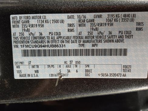 Used 2017 Ford Escape SE w/ Equipment Group 201A image 33