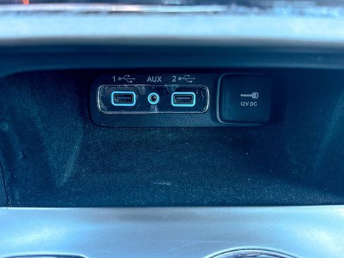 Used 2020 Jeep Grand Cherokee Overland image 33