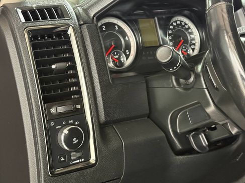 Used 2018 RAM 2500 Lone Star w/ Sport Appearance Group AWD/4WD image 59