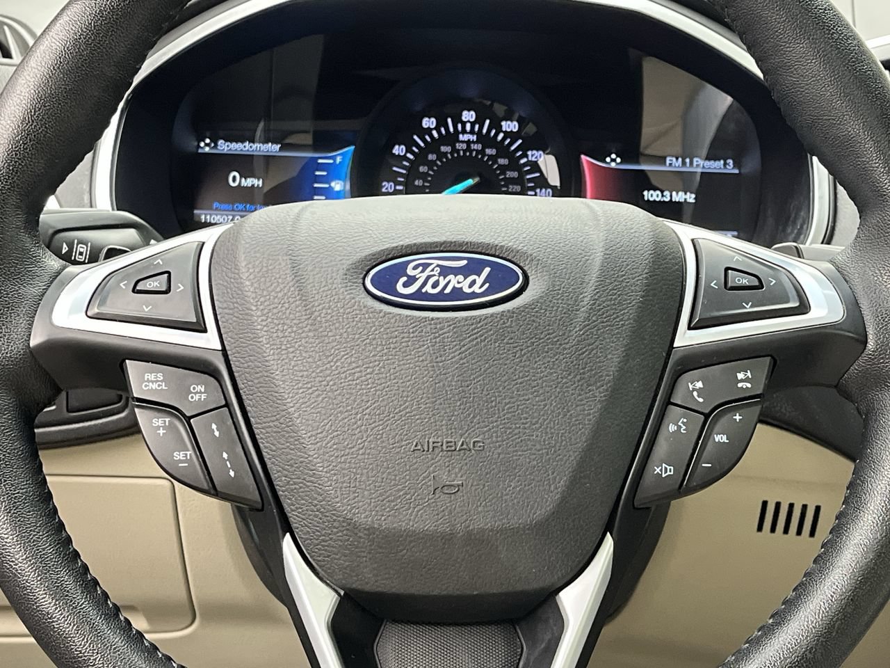 Used 2018 Ford Edge Titanium w/ Equipment Group 302A AWD/4WD image 16