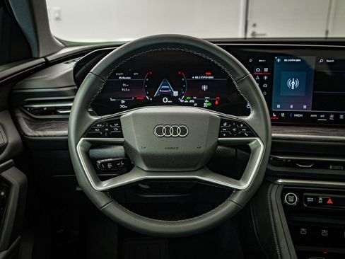 New 2025 Audi Q5 2.0T Premium Plus image 29