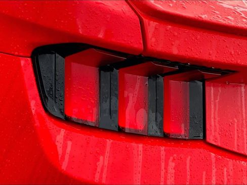 Used 2024 Ford Mustang Premium image 24