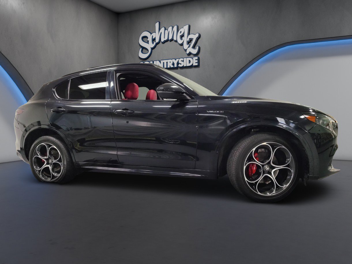 Certified 2024 Alfa Romeo Stelvio Veloce AWD/4WD image 3